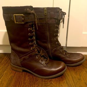 Brown leather Timberland boots. Beautiful and only worn once.